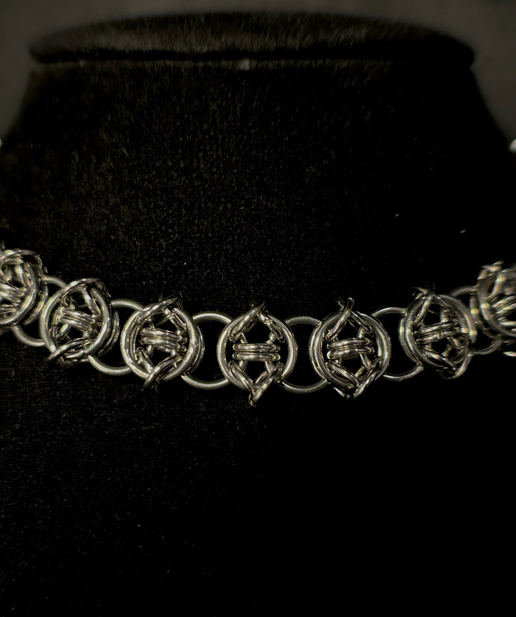 Hollow Myth Choker