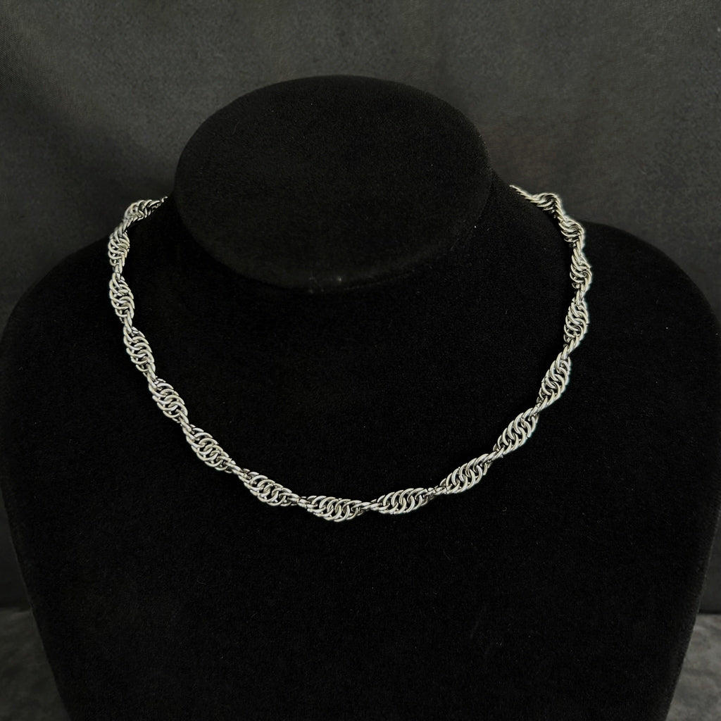 Delicate Spiral Necklace